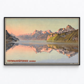 Vintage Zwitserse poster – Vierwaldstättermeer – Jakob Wyss, gepresenteerd in een dunne lijst tegen een lichte muur.