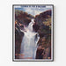 Vintage toeristische poster – Gimel, la Grande Cascade, gepresenteerd in een smal frame aan een lichte muur.