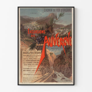 Vintage poster Auvergne, excursions Orléans, getoond in een smal lijstje tegen een lichte muur.