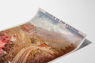 Vintage Auvergne-poster, Le Lioran, gepresenteerd op een gebogen vel, schuin gefotografeerd.