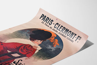 Vintage poster Paris-Clermont, winters seizoen, gepresenteerd op een licht gebogen blad, perspectiefweergave.